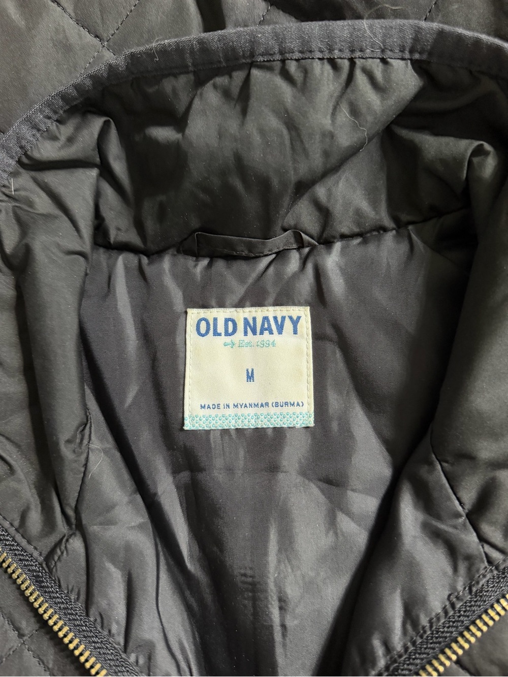 Old Navy Quilted Sleeveless Puffer Vests - Black & Cream - Picture 5 of 7